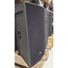 Used LA4X AMP and ARCS FOCUS + WIDE PACKAGE for sale
