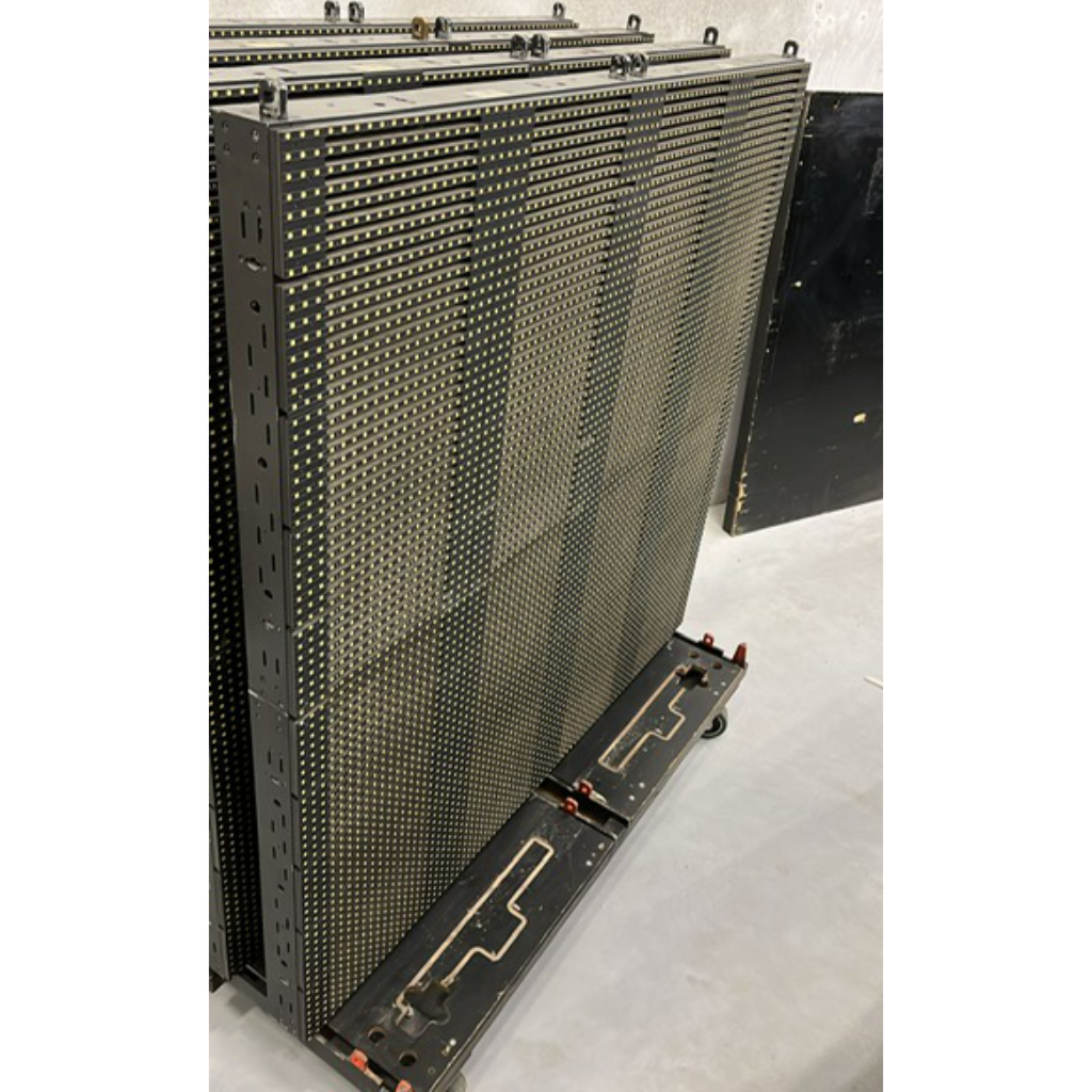 Used URC 16MM 64x64 indoor 160m2 for sale