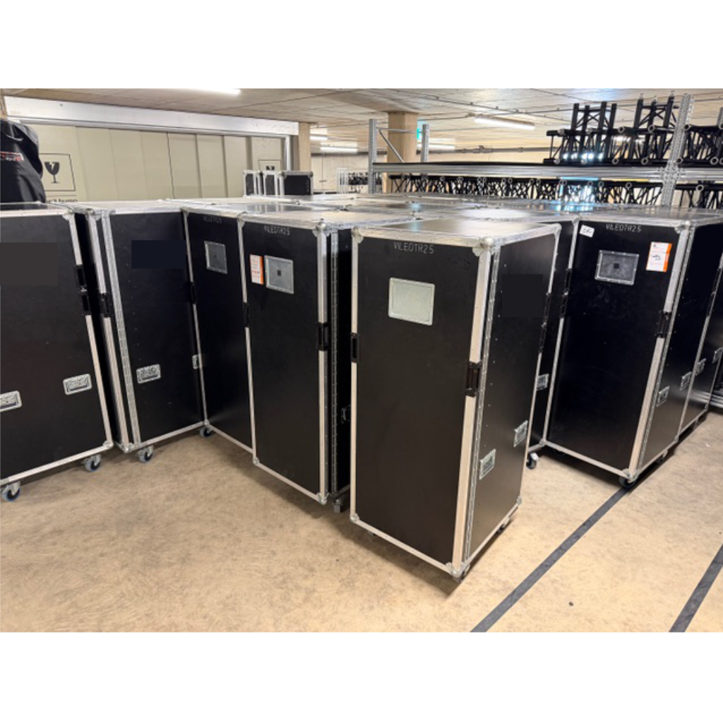 Used Desay 2.5 MM Indoor - 70sqm LED Wall Package for sale