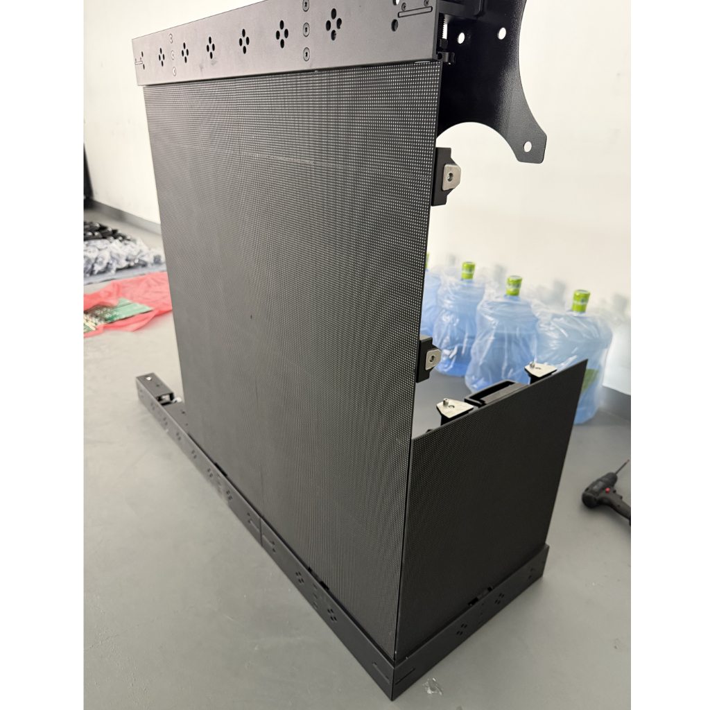 Used Like NEW Black LED Outdoor Unilumin UGMII 3.9 mm LED Panels for sale