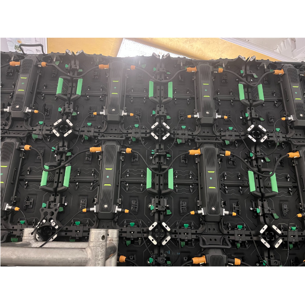 Used Chipshow C-Shine P2.97mm Outdoor 20sqm LED Package for sale