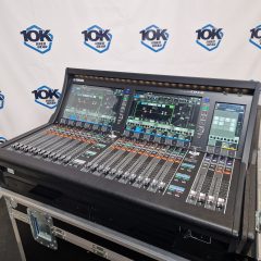 Used Yamaha DM7 w/ flight case for sale