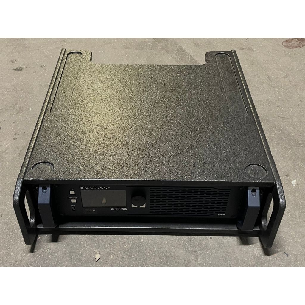 Used Analog Way Zenith 200 for sale