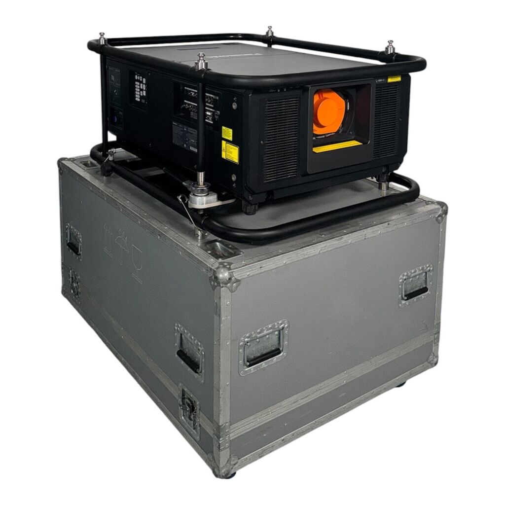 Used PANASONIC PT-RZ31 for sale