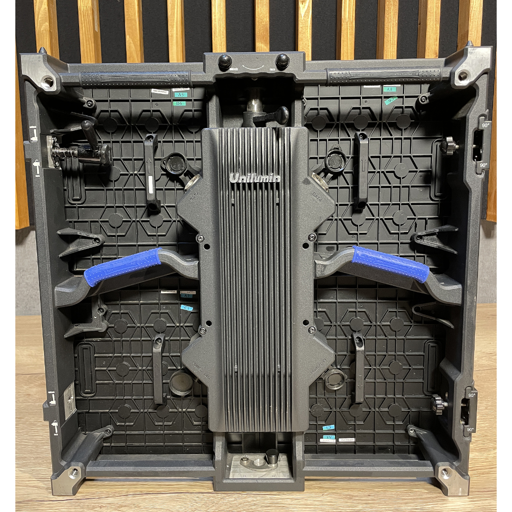 Used Unilumin HELION U5 LED Display Package for sale