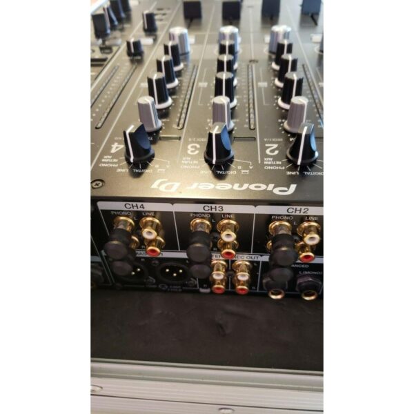 Used Pioneer CDJ-2000 for sale