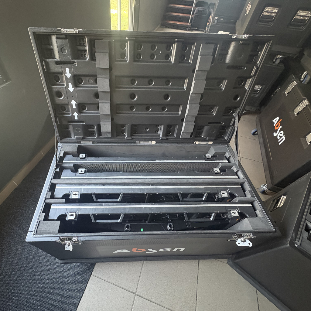Used ABSEN PL 3,9mm Outdoor/Indoor for sale