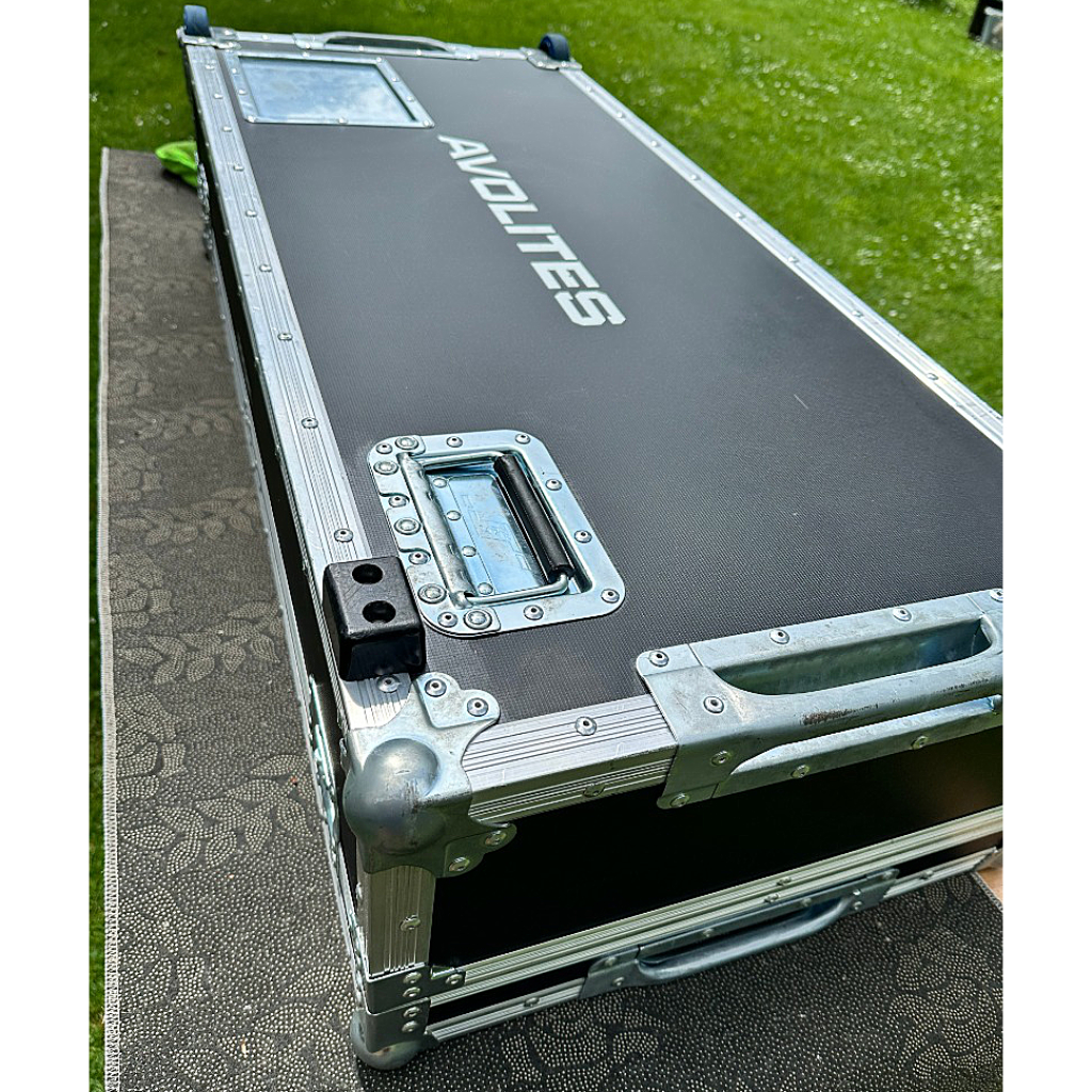 Used Avolites Diamond D7-330 for sale