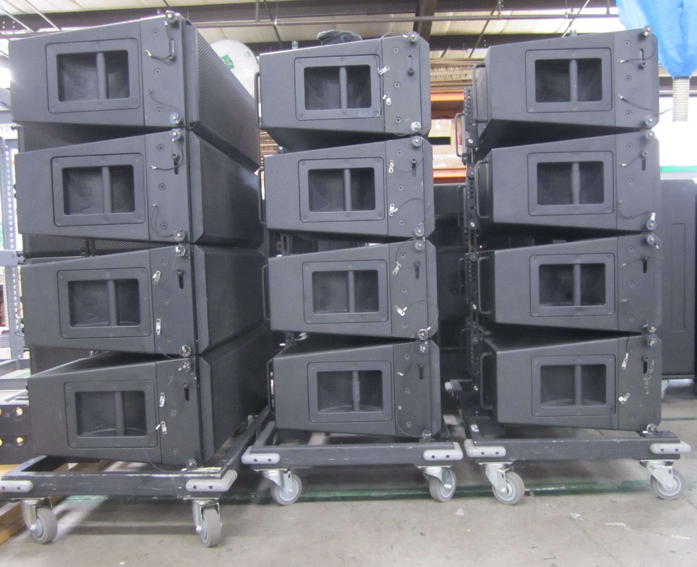 Used Vue Audiotechnik AL 8 and HS28 Line Array Package for sale