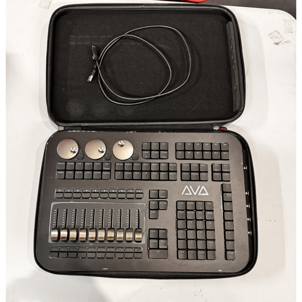 Used Avolites T3 and Wing Package for sale