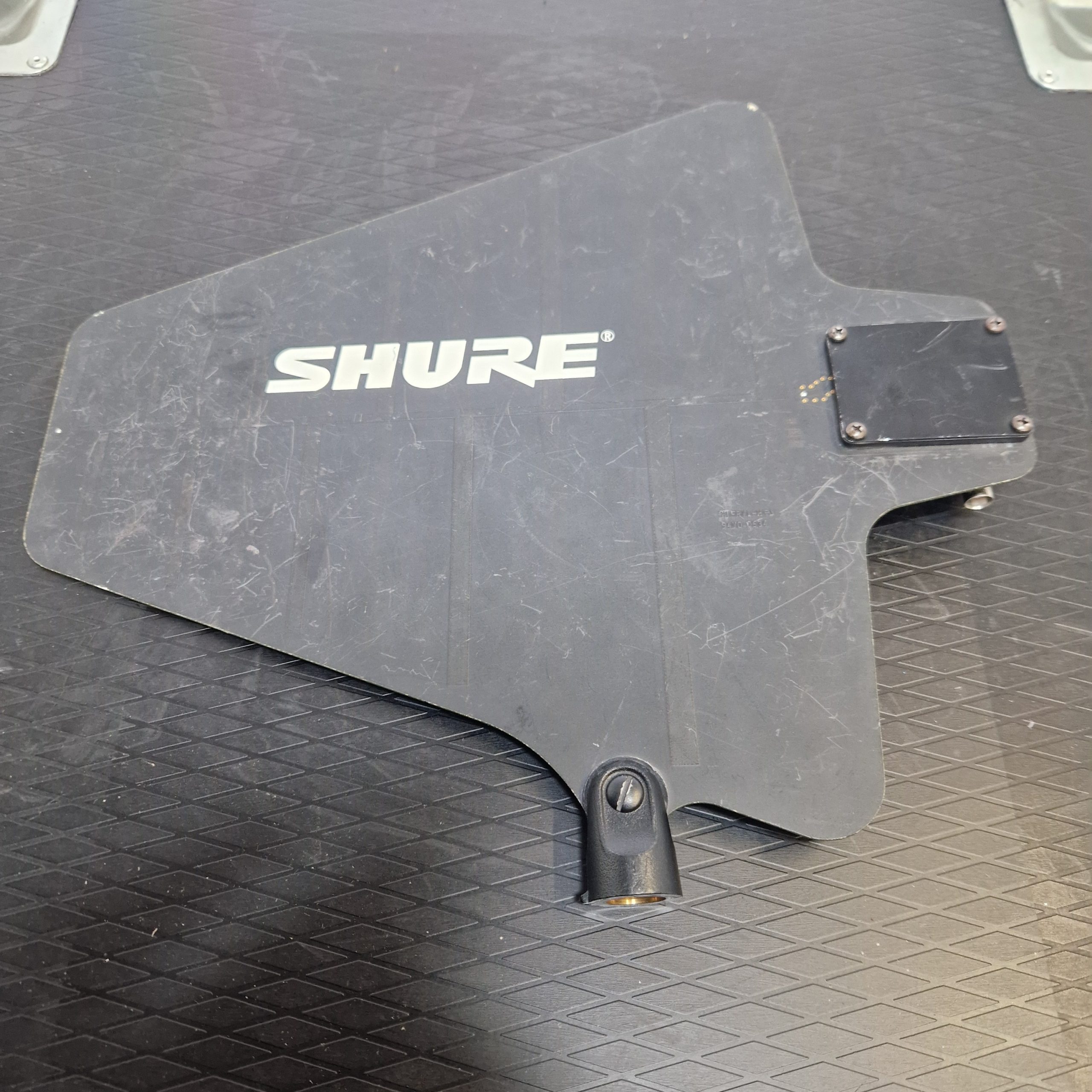 Used Shure UA874E directional antenna for sale