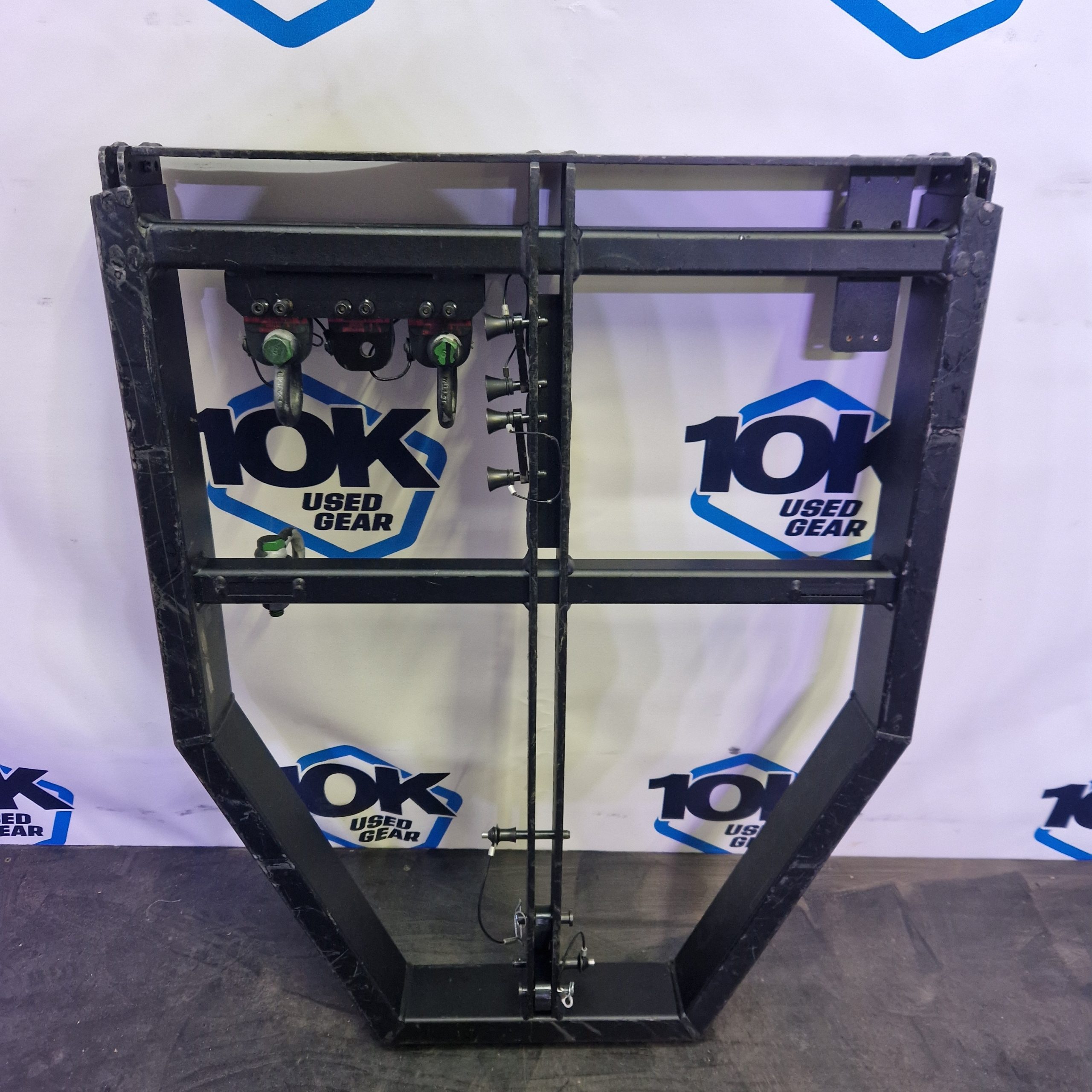 Used d&b audiotechnik Y8 Loudspeaker Touring Set for sale