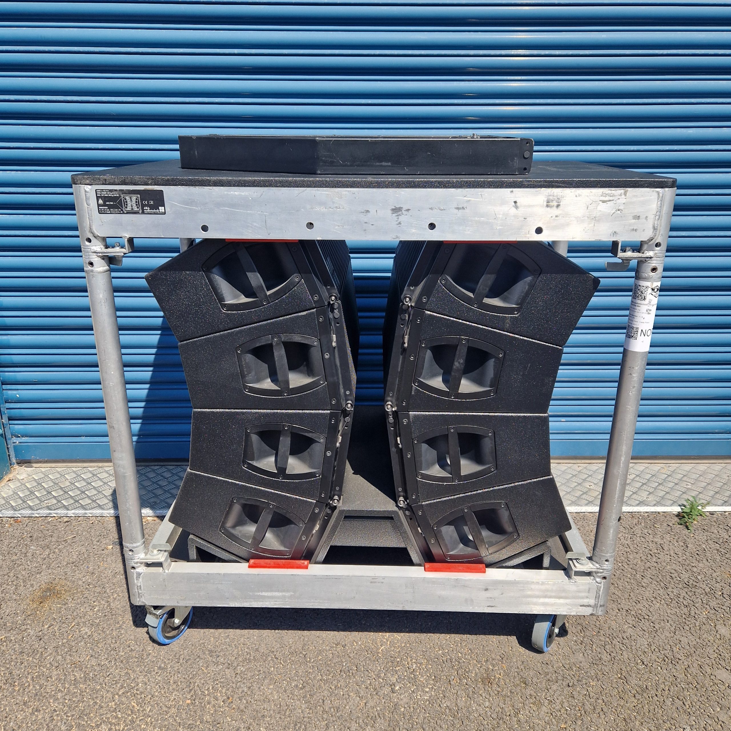 Used d&b audiotechnik Y8 Loudspeaker Touring Set for sale