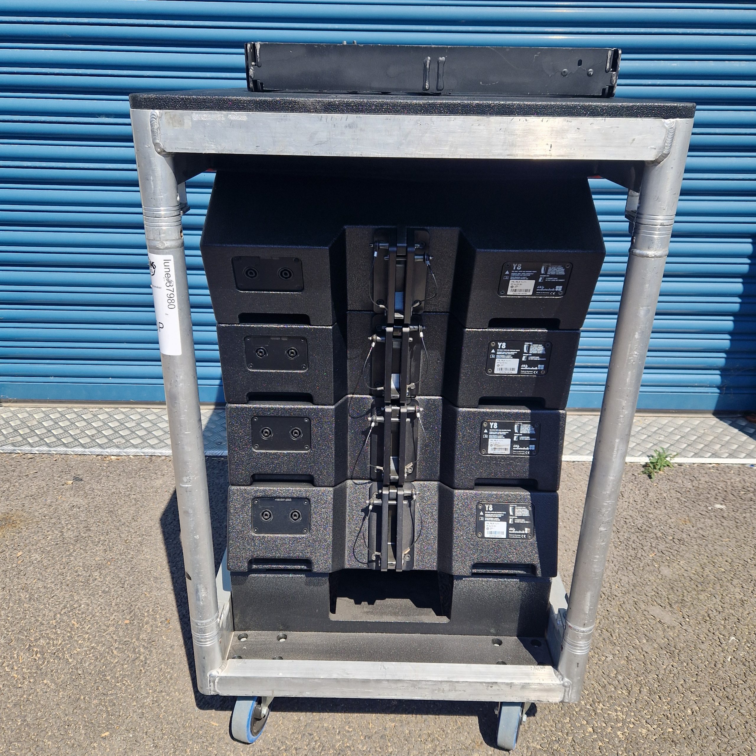 Used d&b audiotechnik Y8 Loudspeaker Touring Set for sale