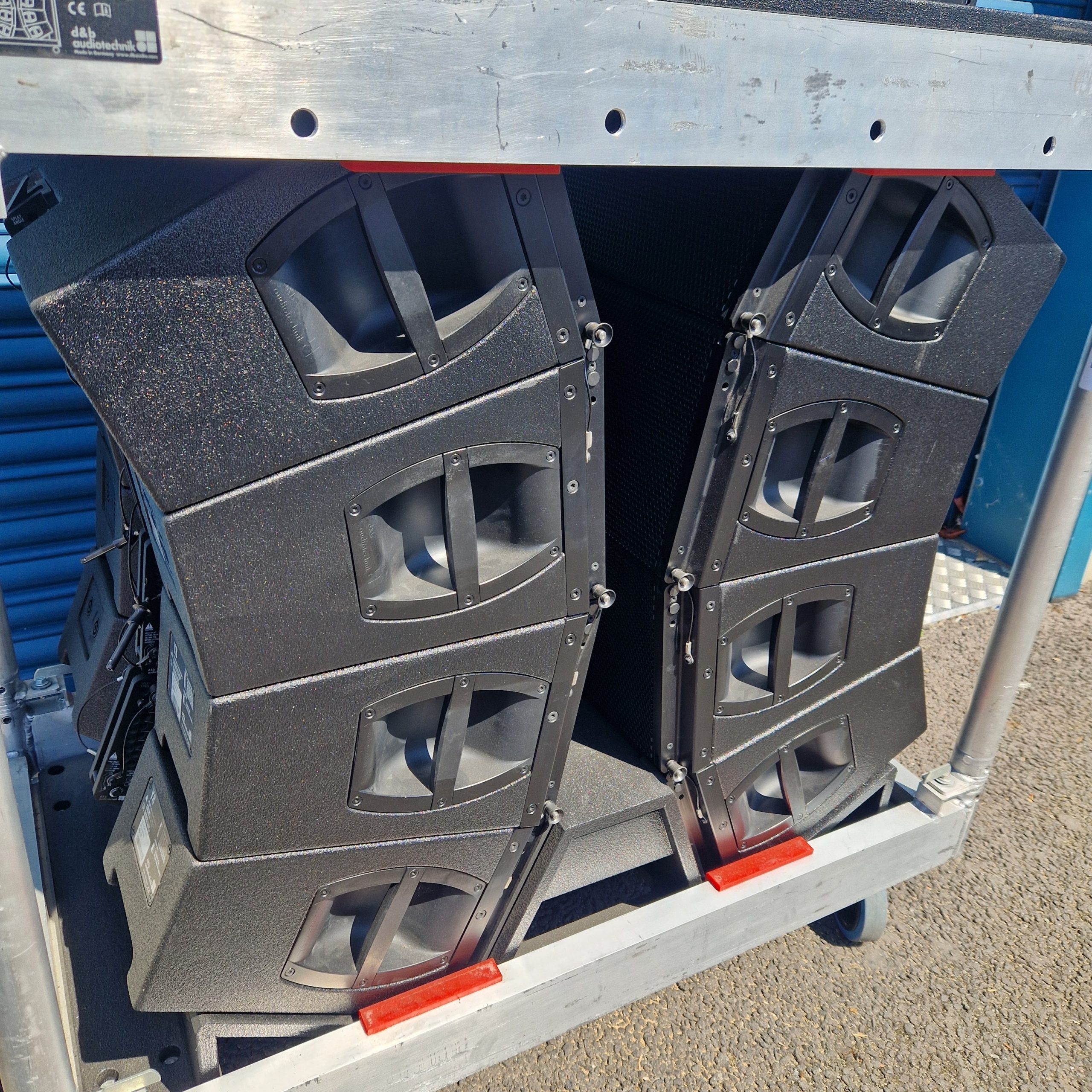 Used d&b audiotechnik Y8 Loudspeaker Touring Set for sale