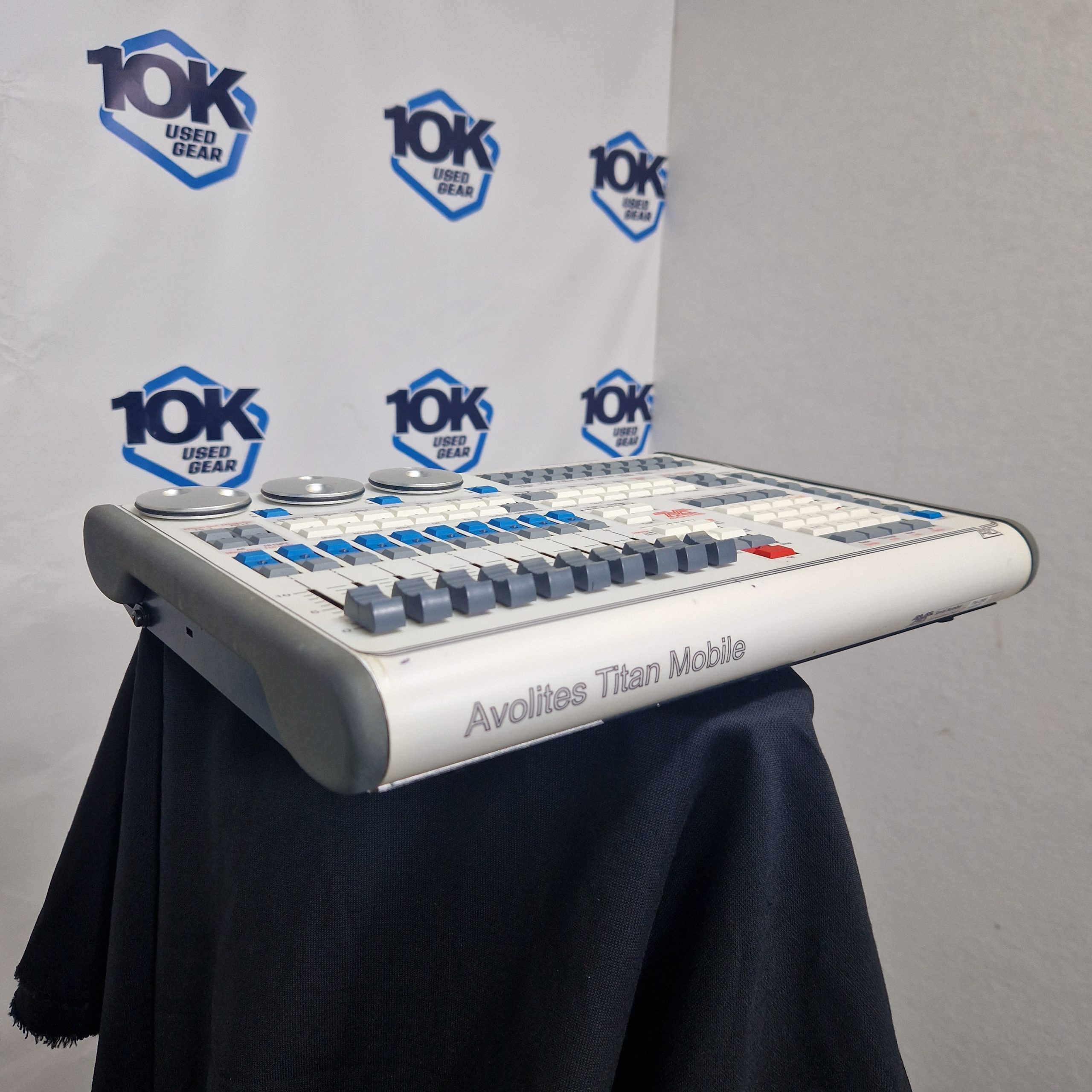 Used Avolites Titan Mobile (inc carry case) for sale