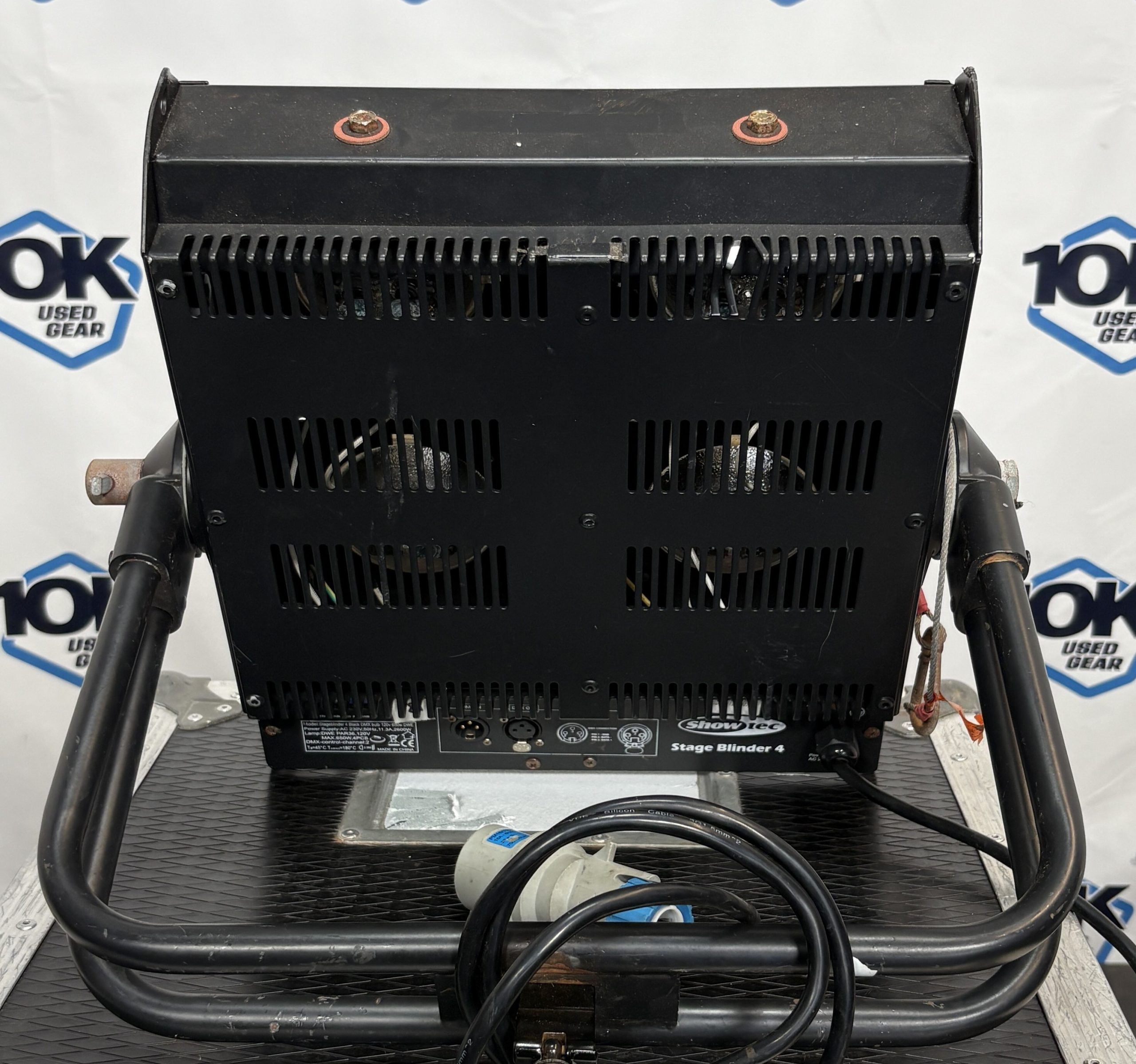 Used Showtec Stage Blinder 4 (4 units, 2 flightcases) for sale