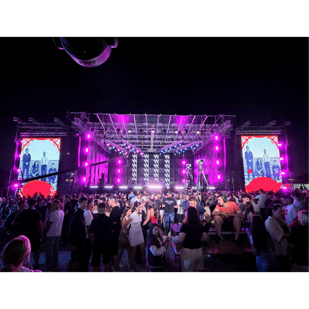 Used STAGE KOSOVO for sale