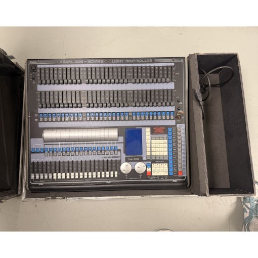Used Avolites Pearl 2008 for sale