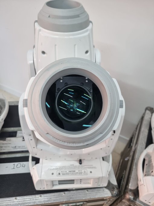 Used Robe Pointe (White) for sale