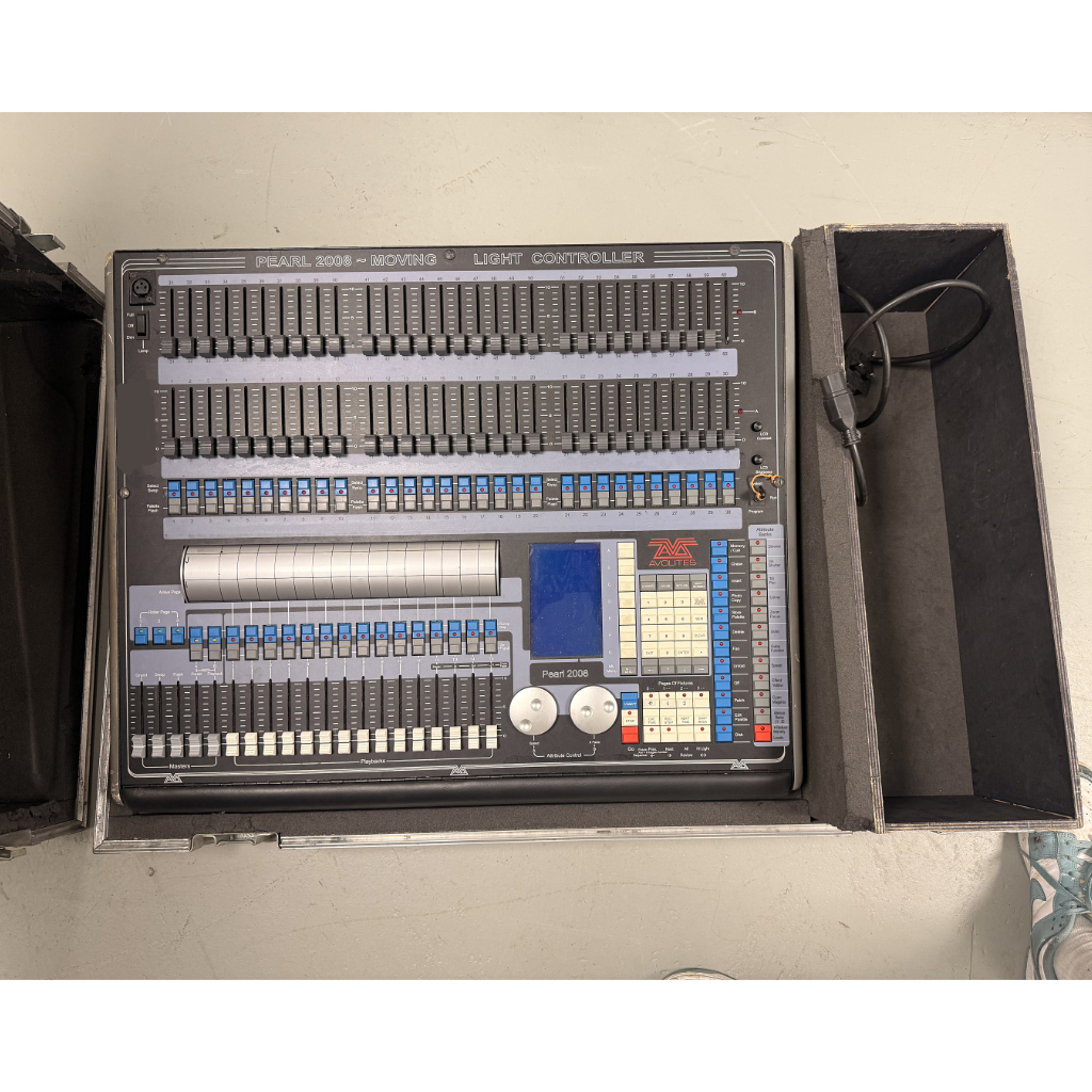 Used Avolites Pearl 2008 for sale