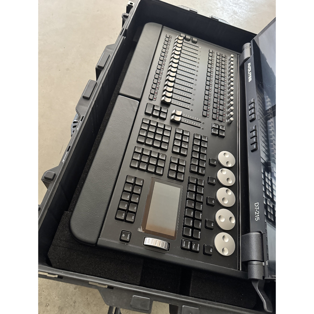 Used Avolites D7-215 for sale