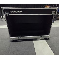 Used DiGiCo Quantum852 (HMA, Waves, Flightcase) for sale