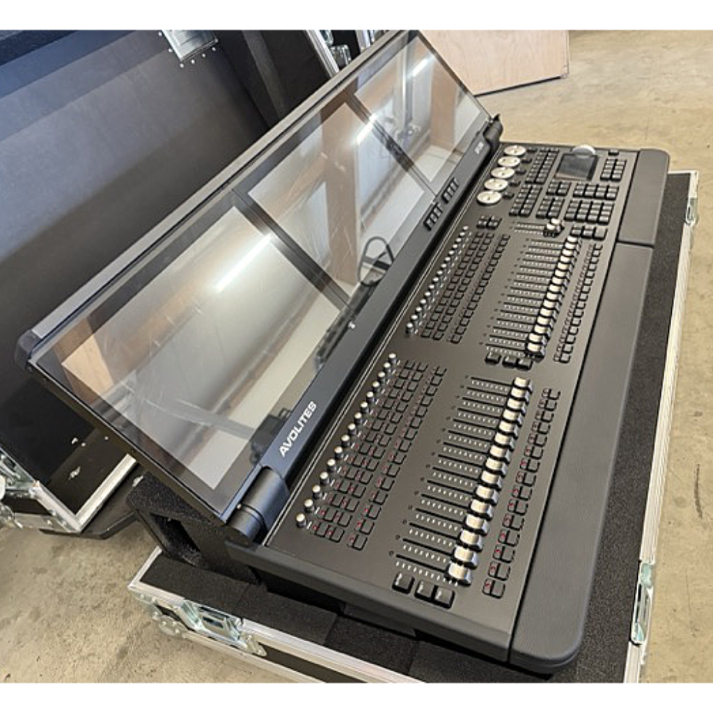 Used Avolites D7-330 for sale