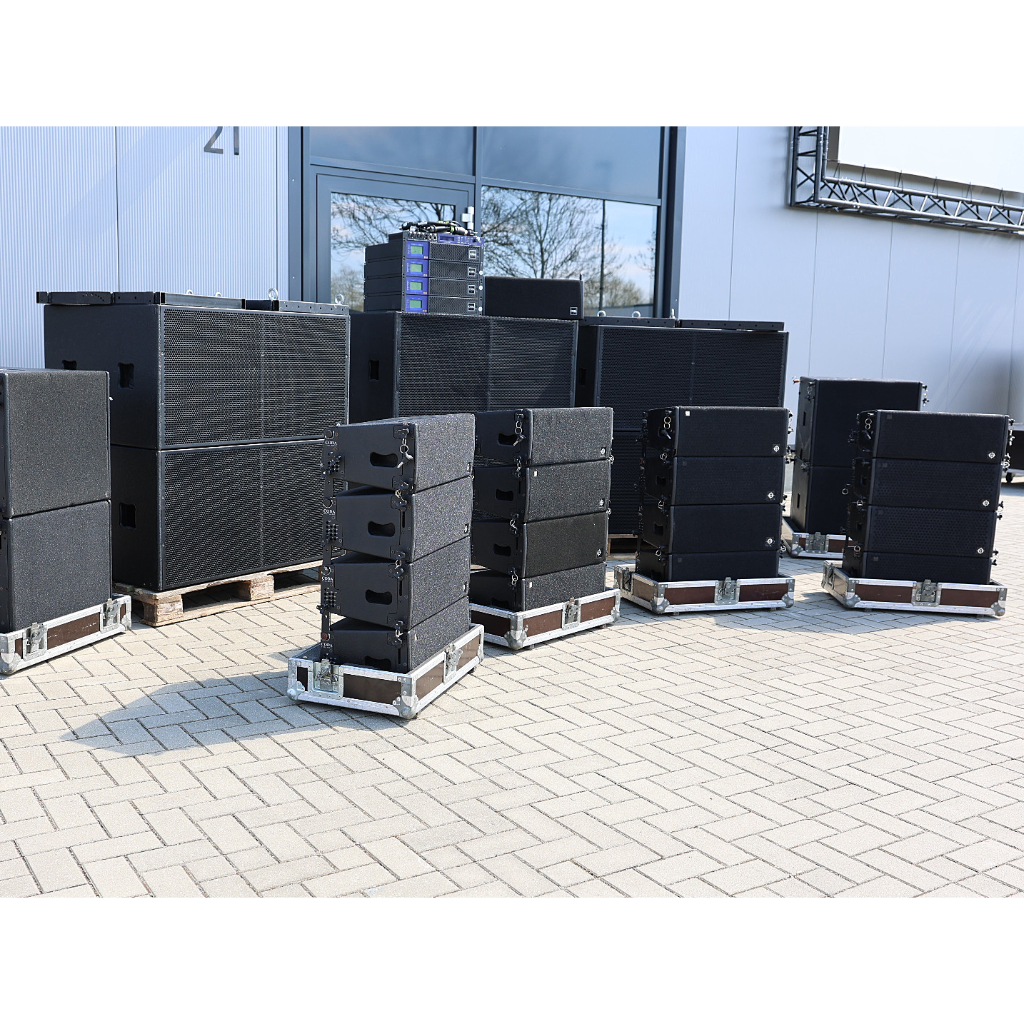 Used Coda Audio LA8 Line Array LA8 Sub, PW418 Package for sale