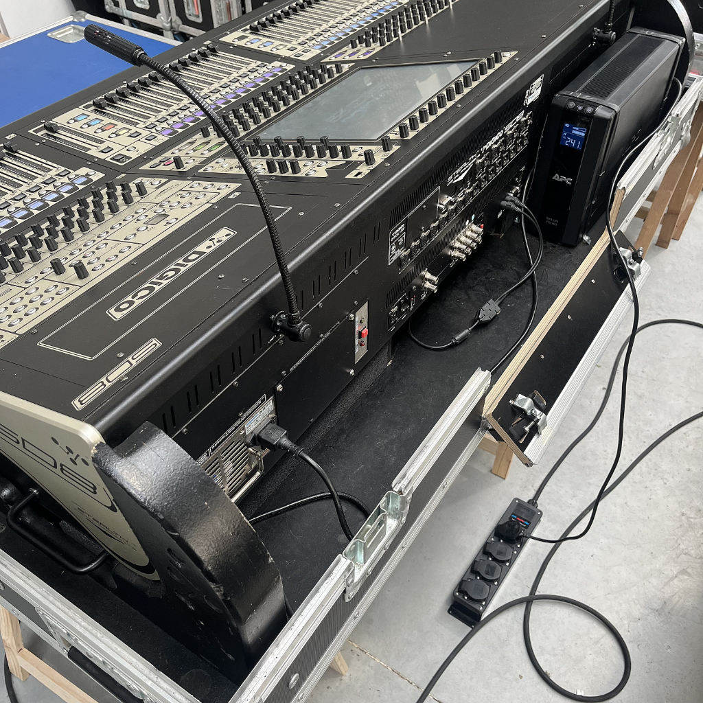 Used DiGiCo SD8 (Silver) for sale