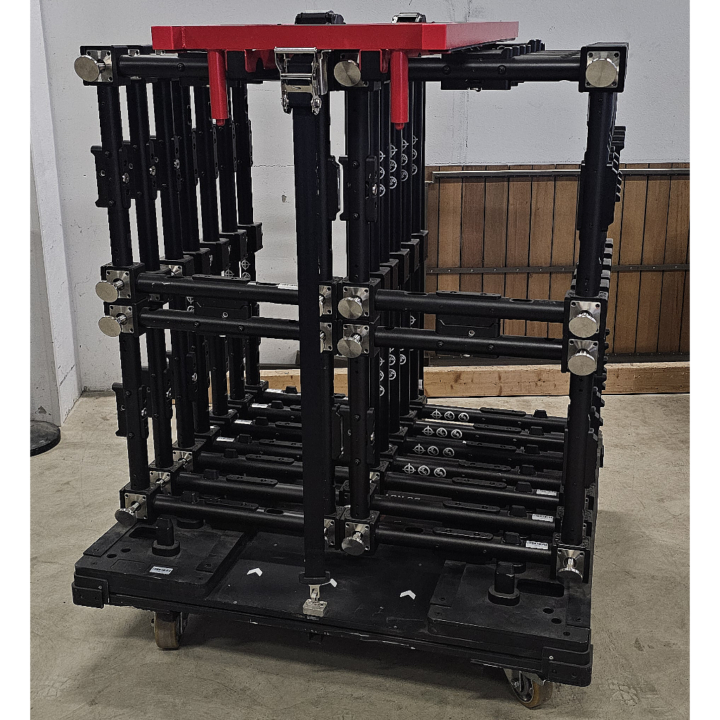Used ROE Black Marble 4 matt LED Floor for sale