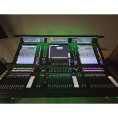 Used DiGiCo Quantum852 (HMA, Waves, Flightcase) for sale