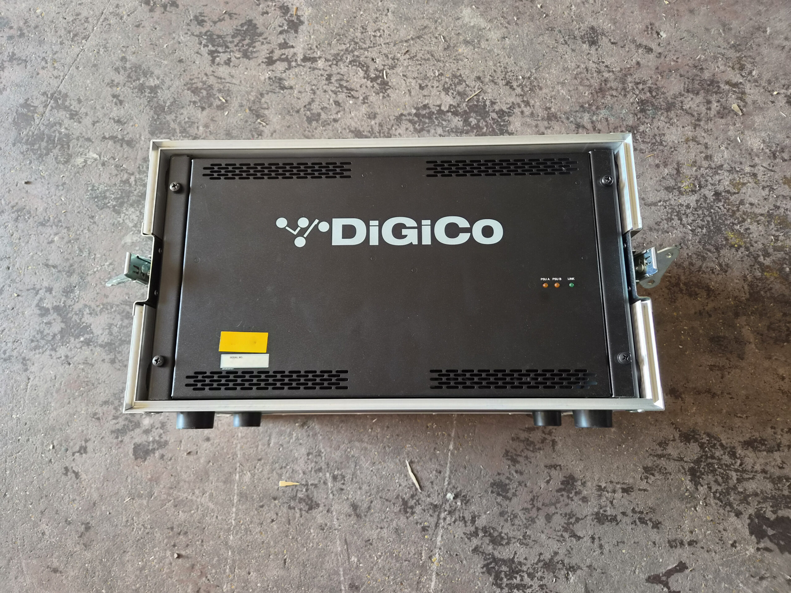 Used DiGiCo Quantum 225 Pulse + HMA + Waves with MQ Rack for sale