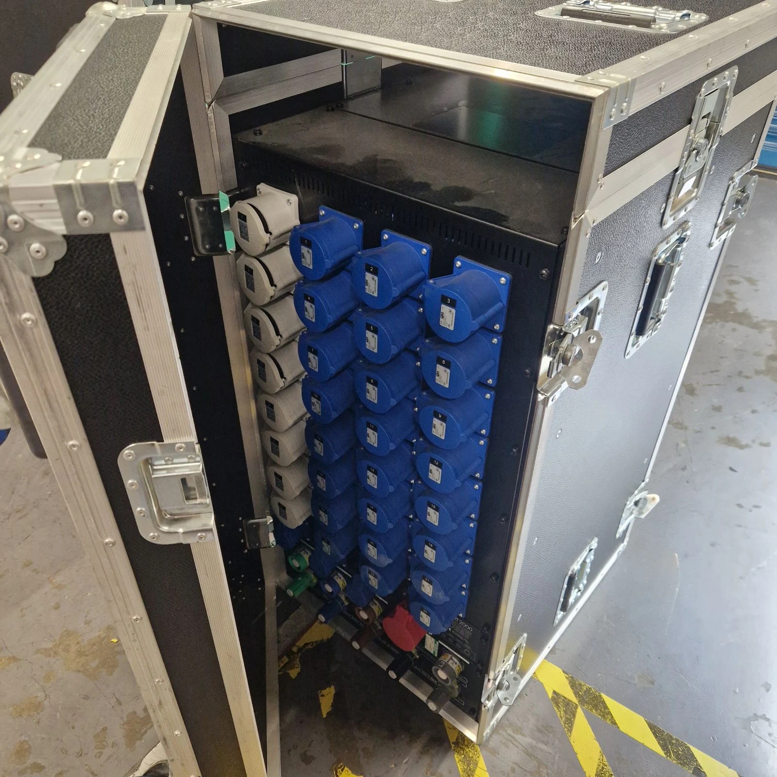 Used Avolites ART2000 24 Way Dimmer for sale