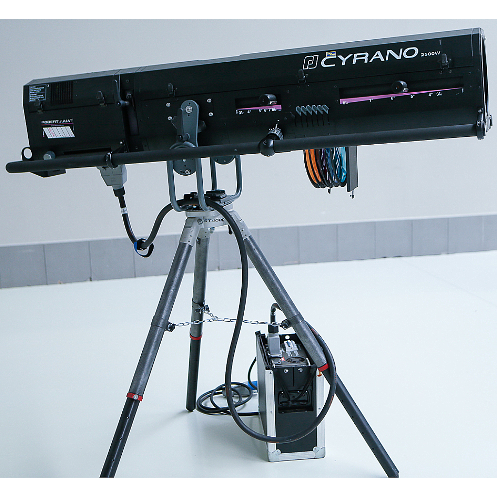 Used Robert Juliat Cyrano 2,5K for sale