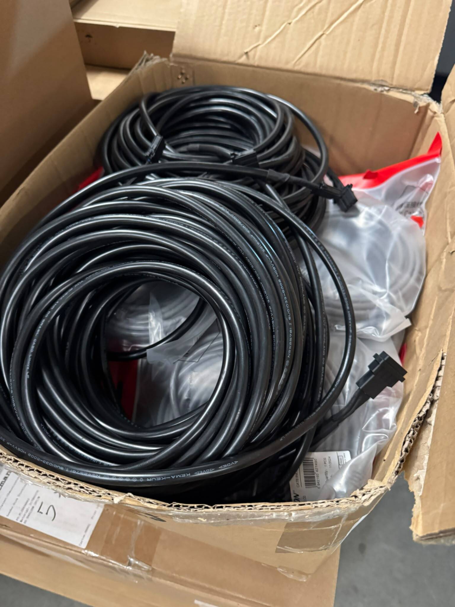 Used Hikvision Vision 1.25mm indoor screen 24m2 for sale
