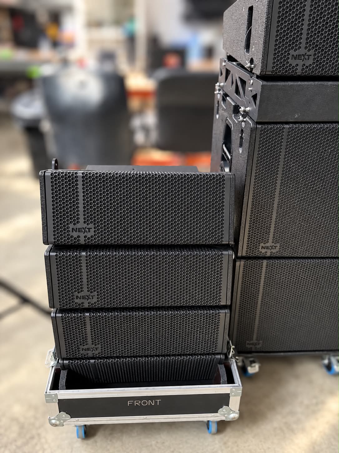 Used NEXT Pro Audio LA26 + LAs15A for sale