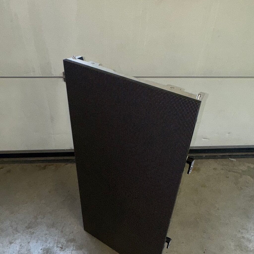 Used GUI Outdoor Curved LED 50 sqm for sale