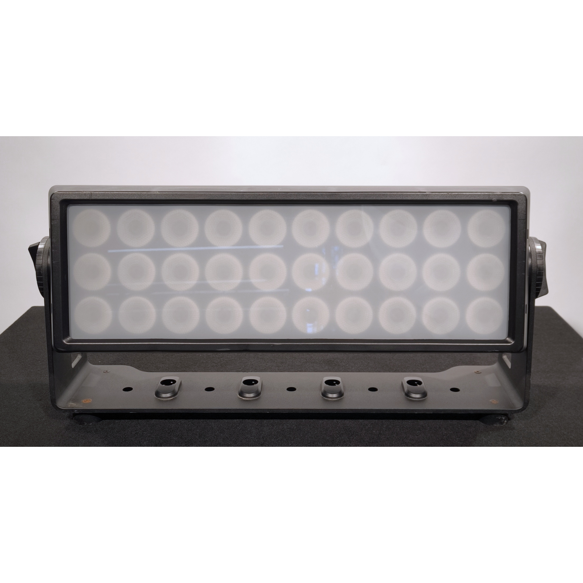 Used DVT Light PJ-5 RGBW 10°-45° Active Diffuser for sale