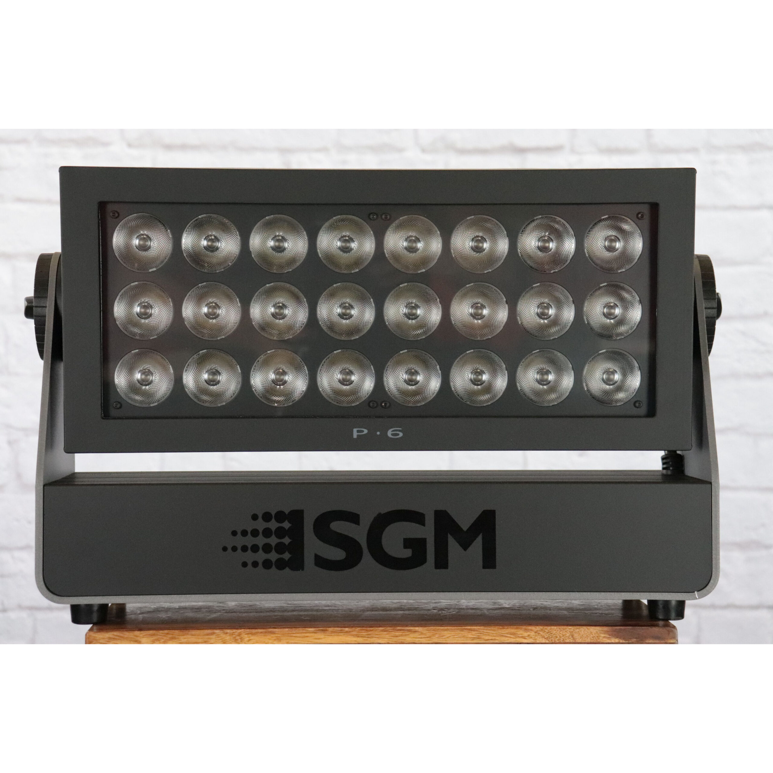 Used SGM P-6 RGBW Outdoor LED Flood 10° for sale