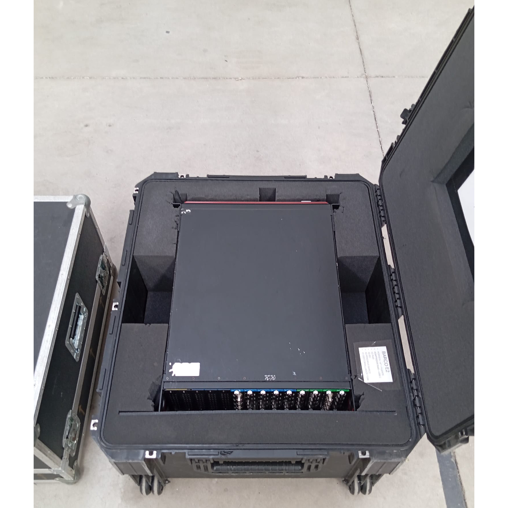 Used Barco e2 Junior and 2 x Extra Slots + EC 50 Controller for sale