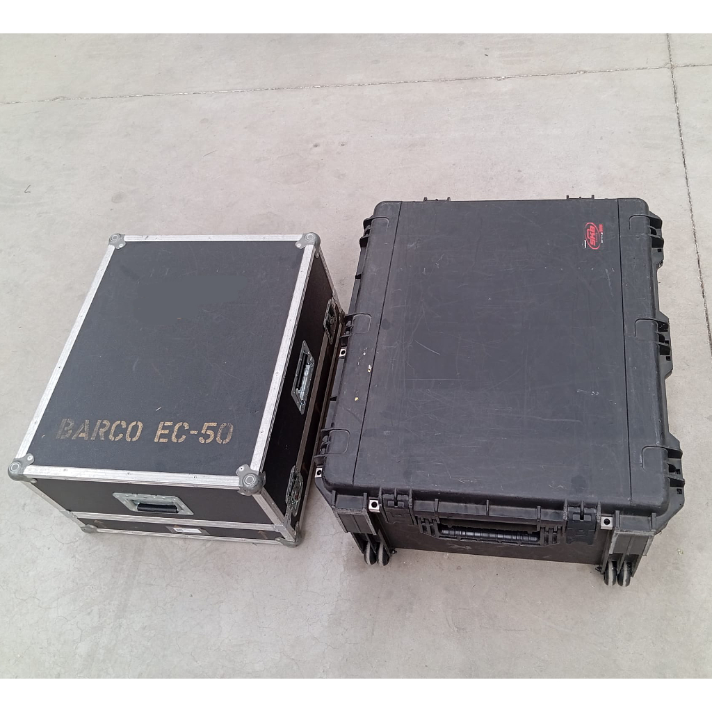 Used Barco e2 Junior and 2 x Extra Slots + EC 50 Controller for sale