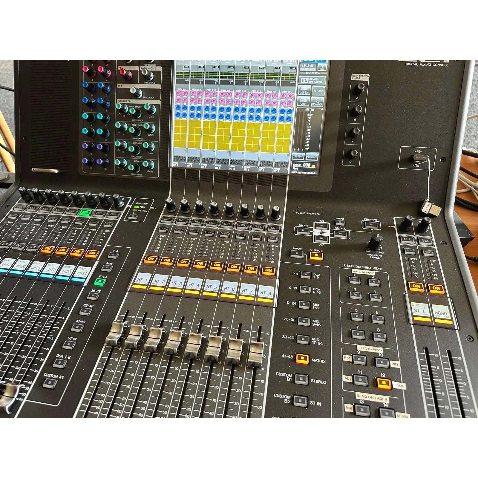 Used Yamaha CL1 Digital Mixing Console & RIO1608-D2 Stagebox for sale