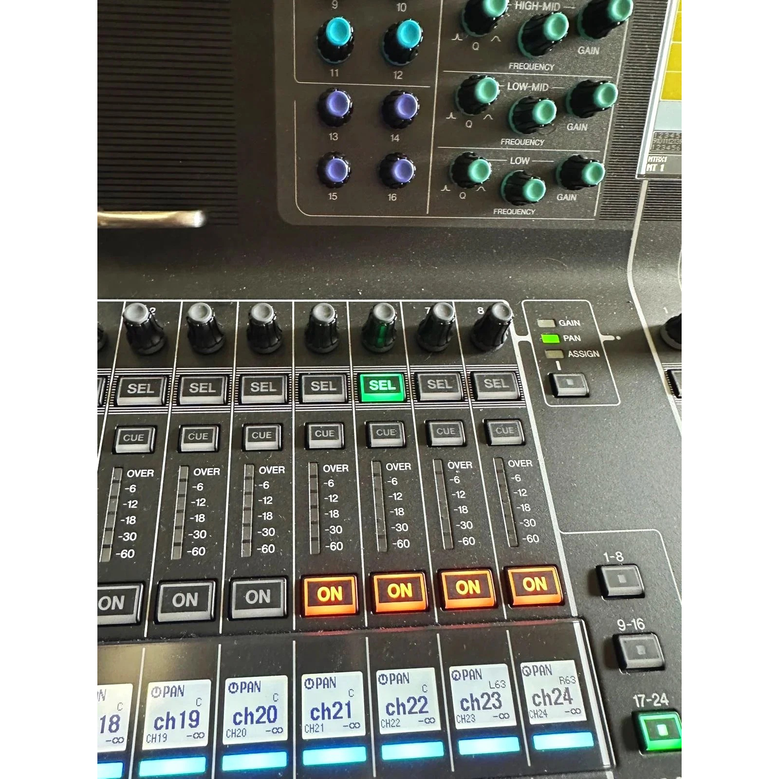 Used Yamaha CL1 Digital Mixing Console & RIO1608-D2 Stagebox for sale