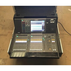 Used Yamaha CL3 Digital Console with RIO3224 Stage box for sale