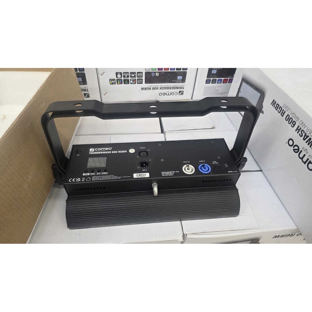 Used Cameo Thunderwash 600 RGBW 3 in 1 Strobe for sale