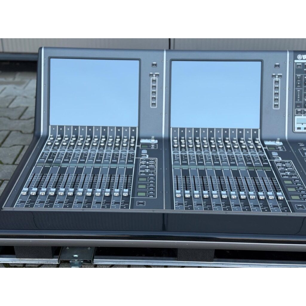 Used Yamaha Rivage PM7 Digital Console System for sale
