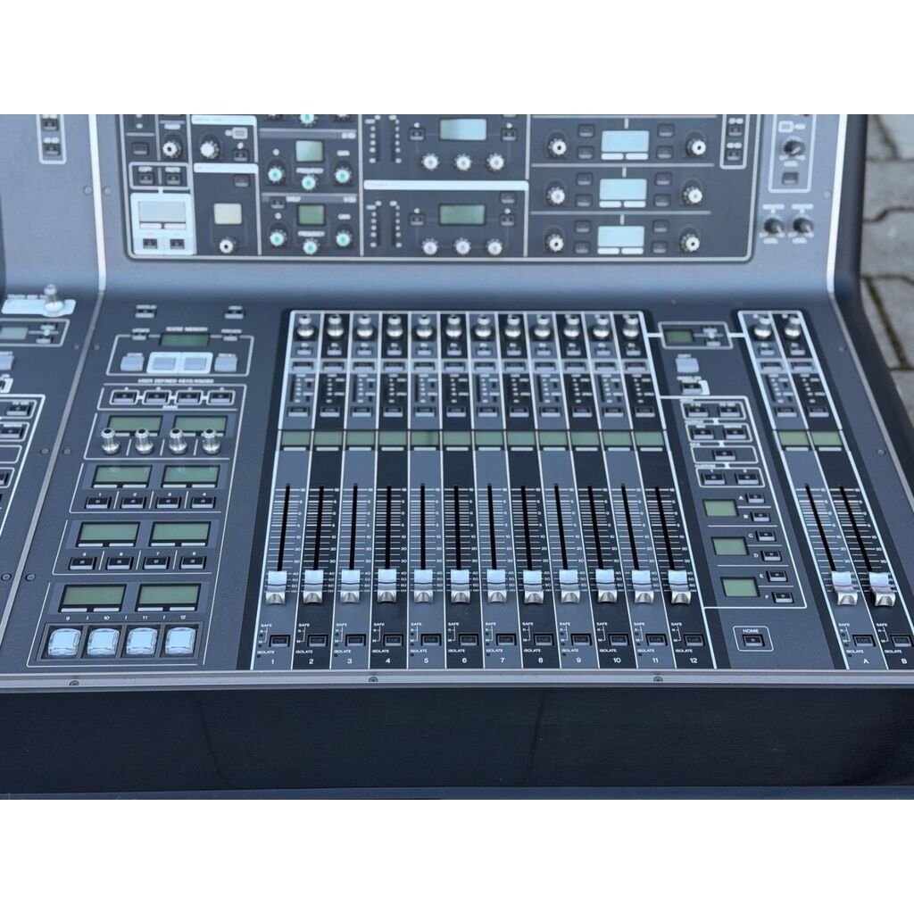 Used Yamaha Rivage PM7 Digital Console System for sale