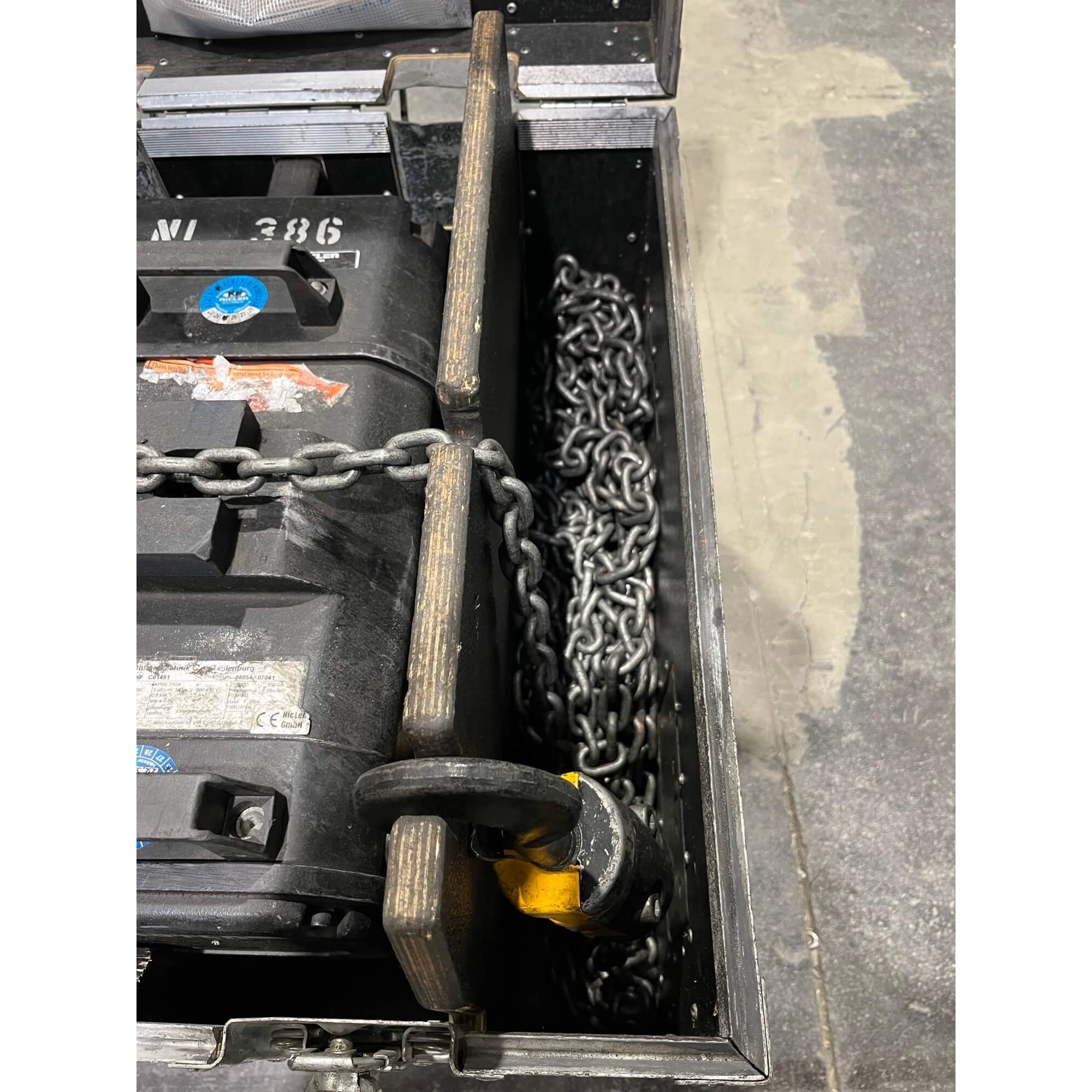Used ChainMaster D8+ 500kg Chain Hoist, 24m Chain for sale