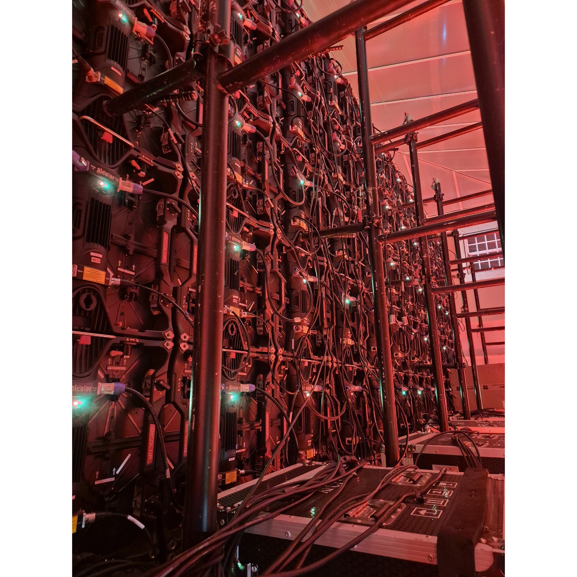 Used Dicolor AF-261 2.6mm Indoor LED Screen Package (100m²) for sale